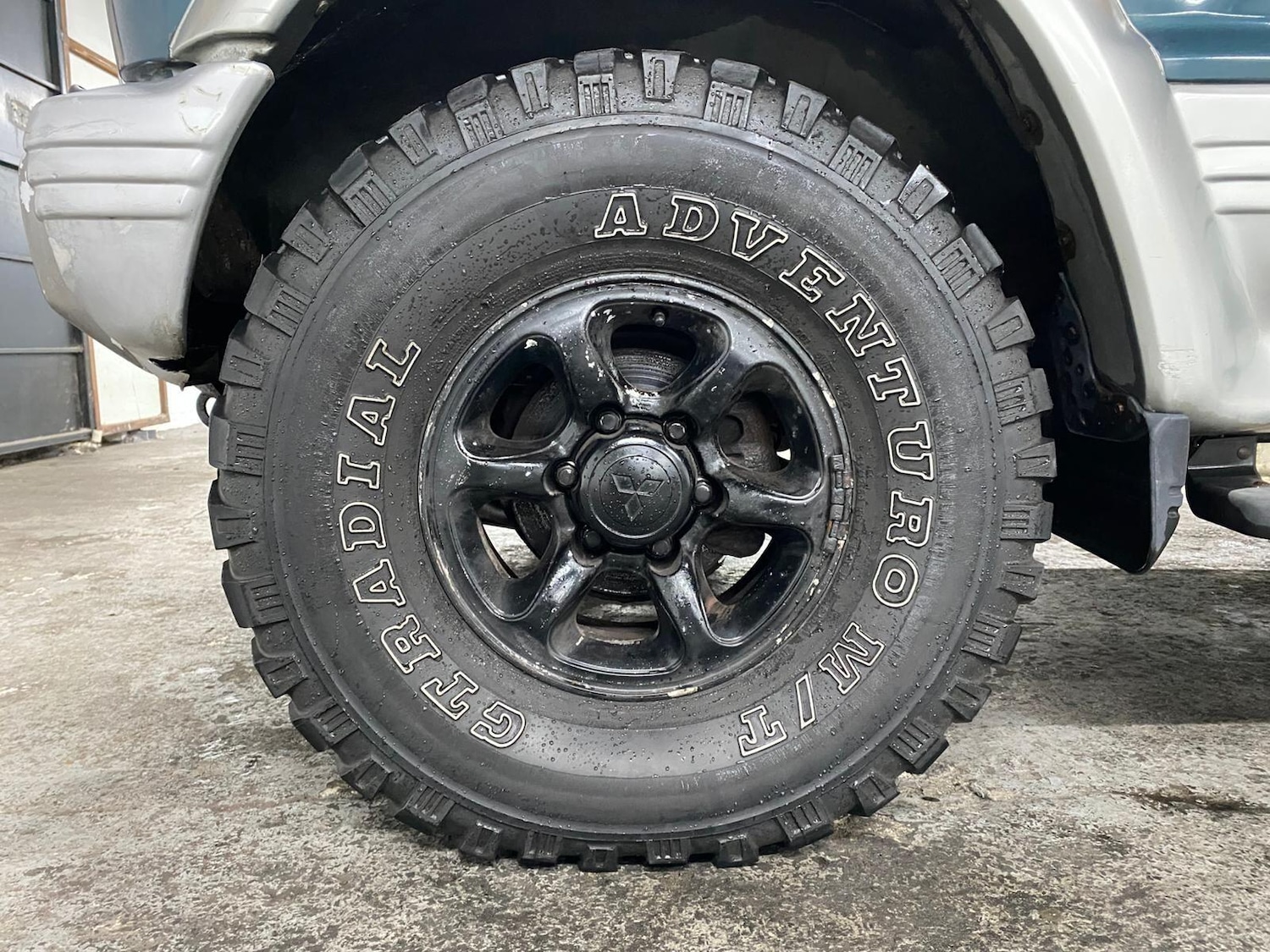 Used Mitsubishi Pajero 2004 for sale - 76317779: Photo 30