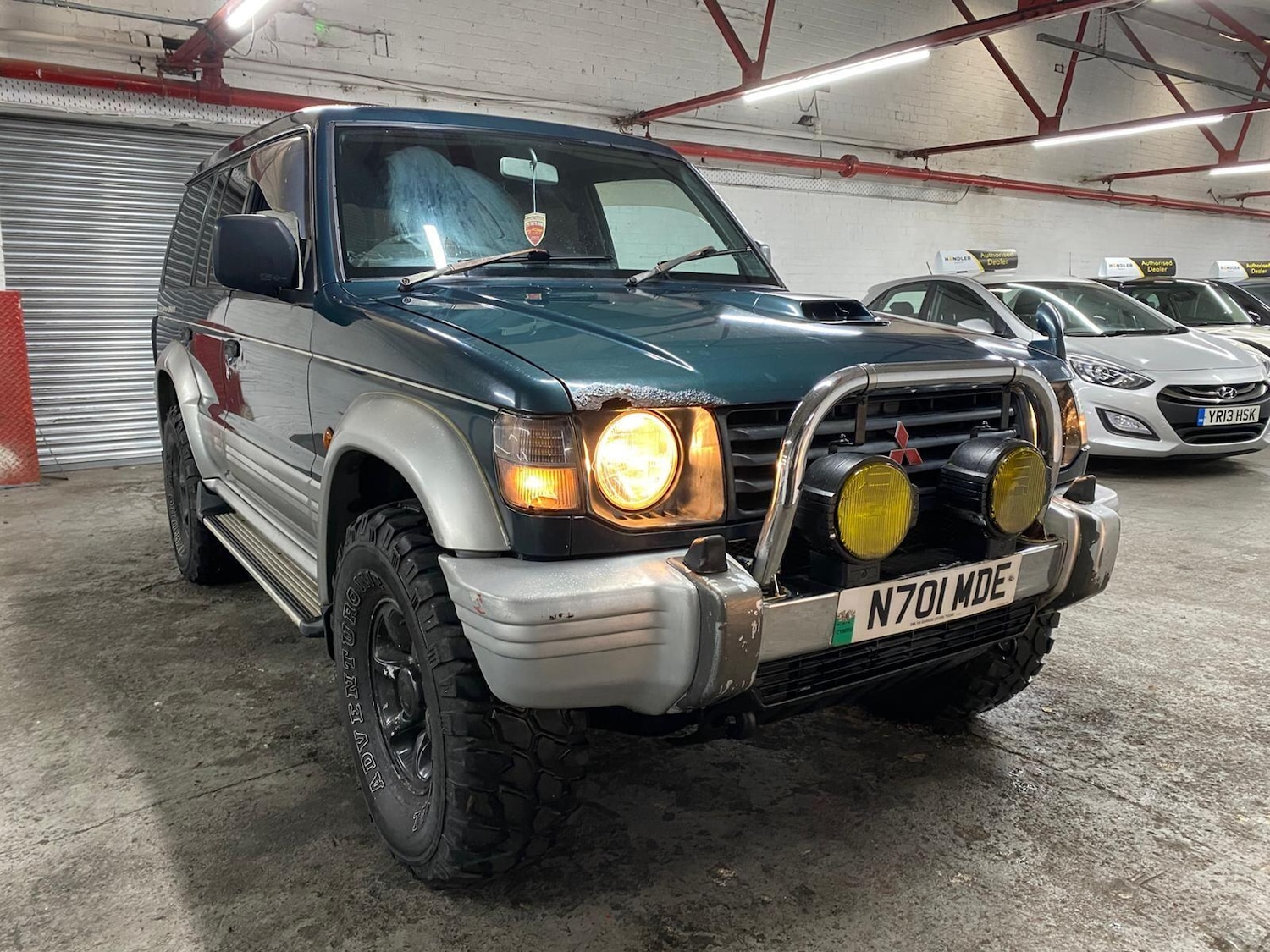 Used Mitsubishi Pajero 2004 for sale - 76317779: Photo 6