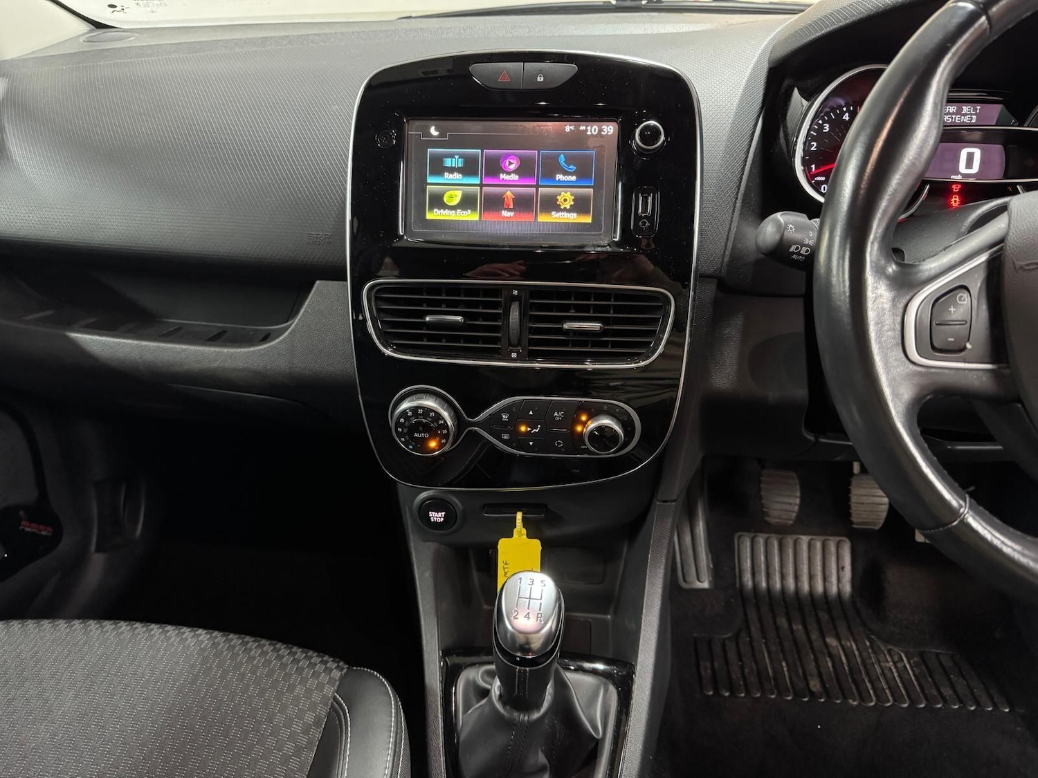 Used Renault Clio for sale - 77854304: Photo 18