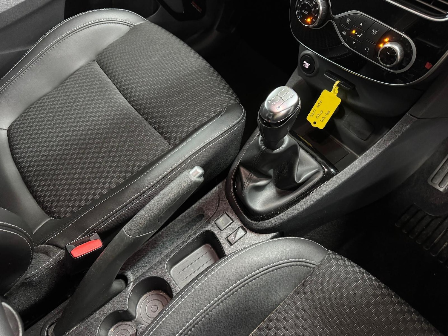 Used Renault Clio for sale - 77854304: Photo 21