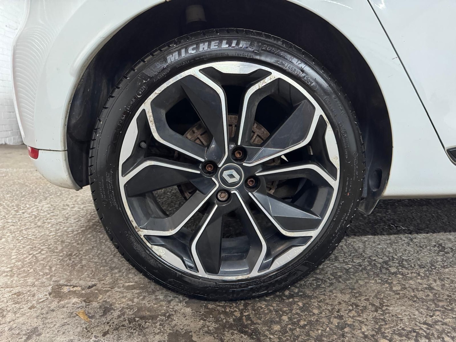 Used Renault Clio for sale - 77854304: Photo 27