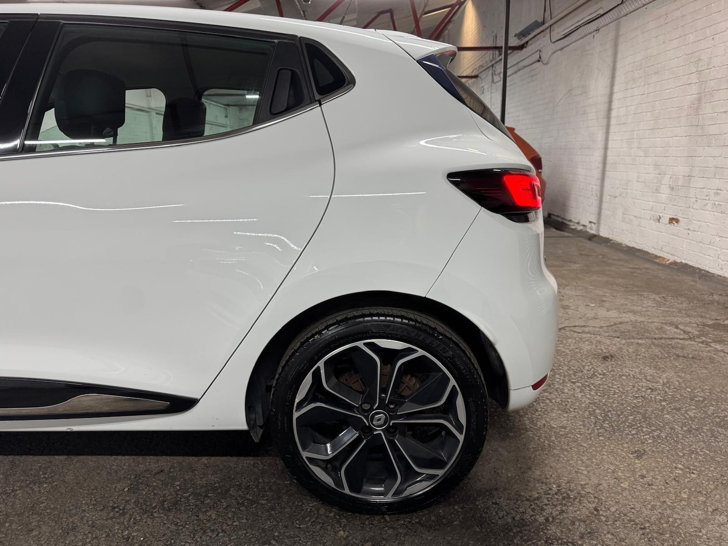 Used Renault Clio for sale - 77854304: Photo 36