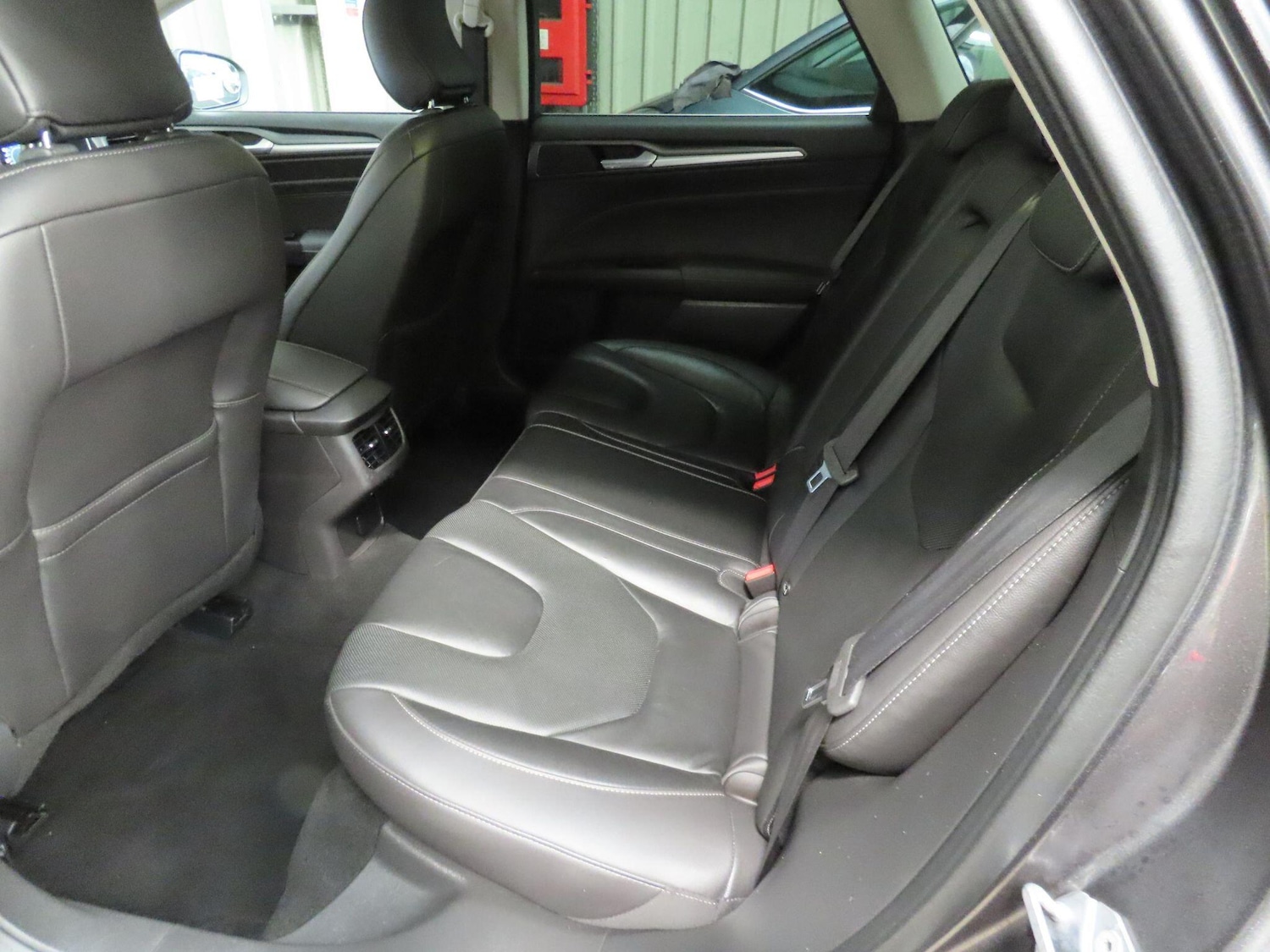 Used Ford Mondeo 2015 for sale - 76398006: Photo 9