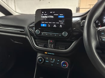 Used Ford Fiesta 2018 for sale - 78752054: Photo