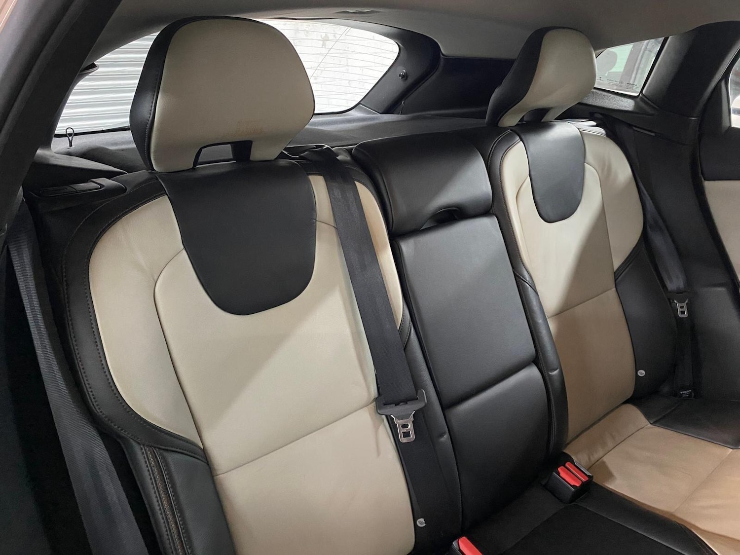 Used Volvo V40 Cross Country 2013 for sale - 76084716: Photo 23