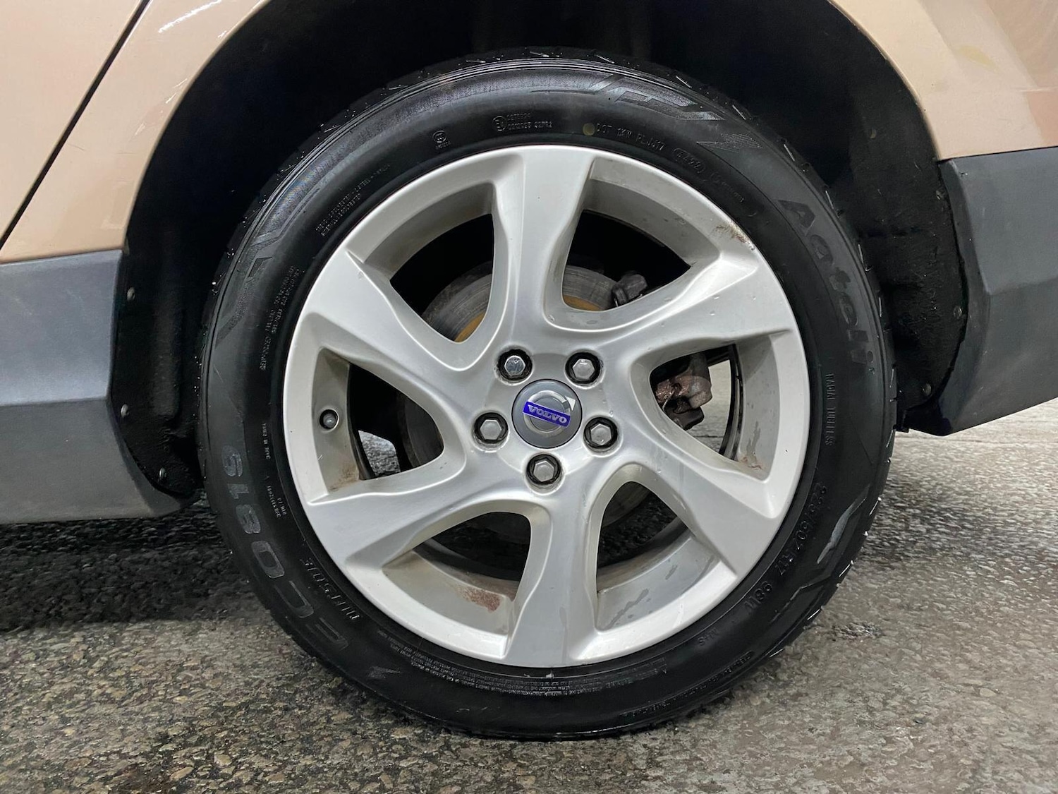 Used Volvo V40 Cross Country 2013 for sale - 76084716: Photo 34