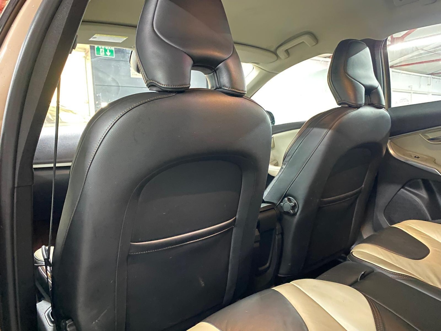 Used Volvo V40 Cross Country 2013 for sale - 76084716: Photo 44