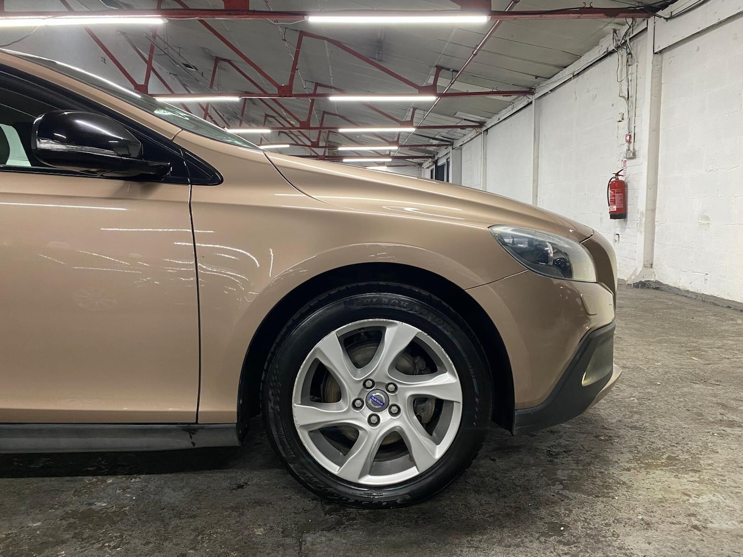 Used Volvo V40 Cross Country 2013 for sale - 76084716: Photo 46