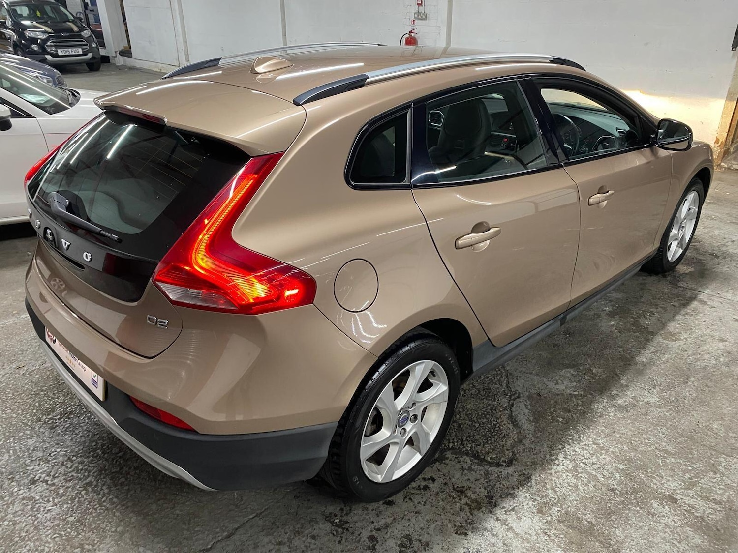 Used Volvo V40 Cross Country 2013 for sale - 76084716: Photo 51