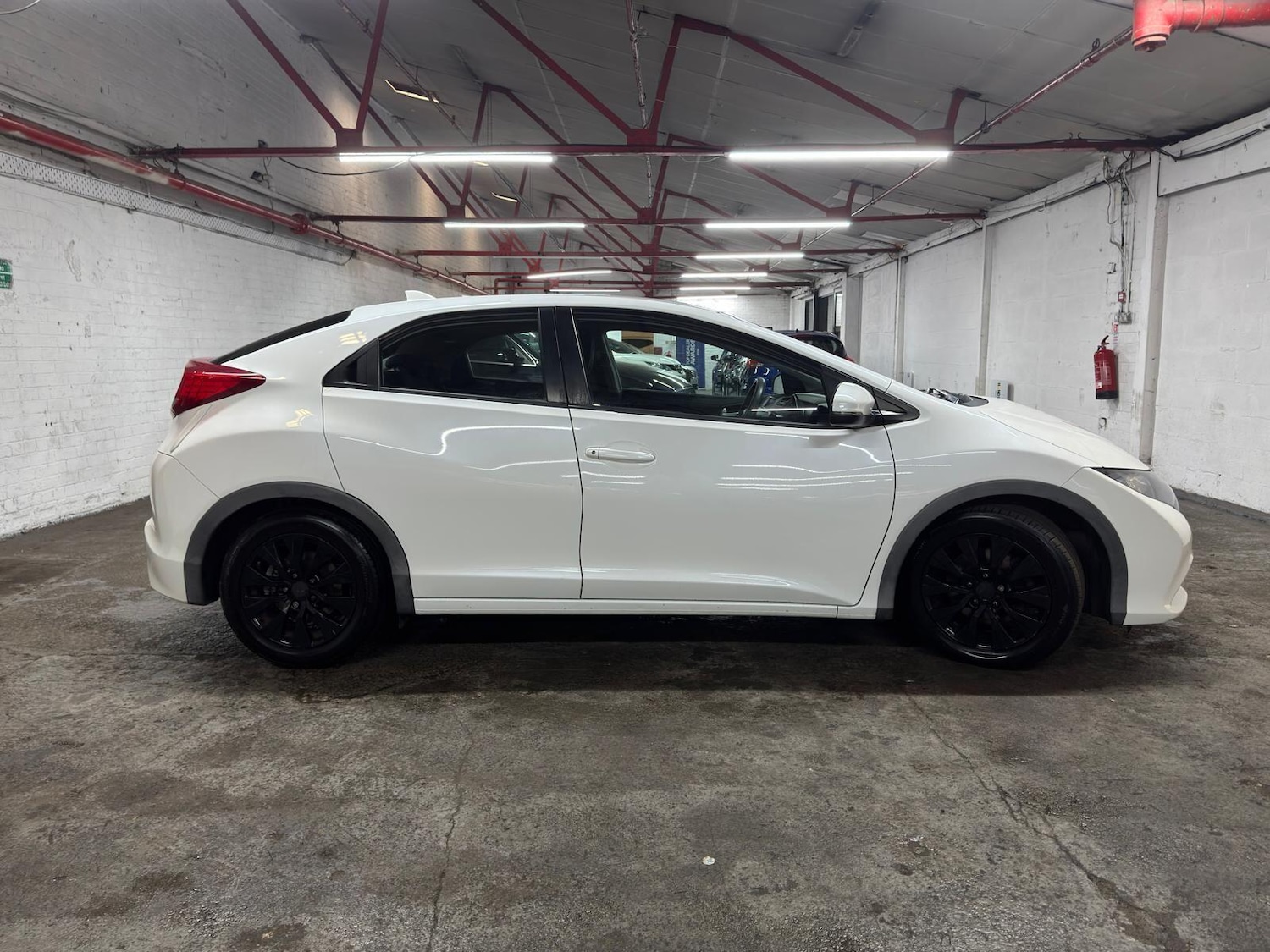 Used Honda Civic for sale - 78135861: Photo 2