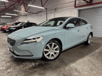 Volvo - V40