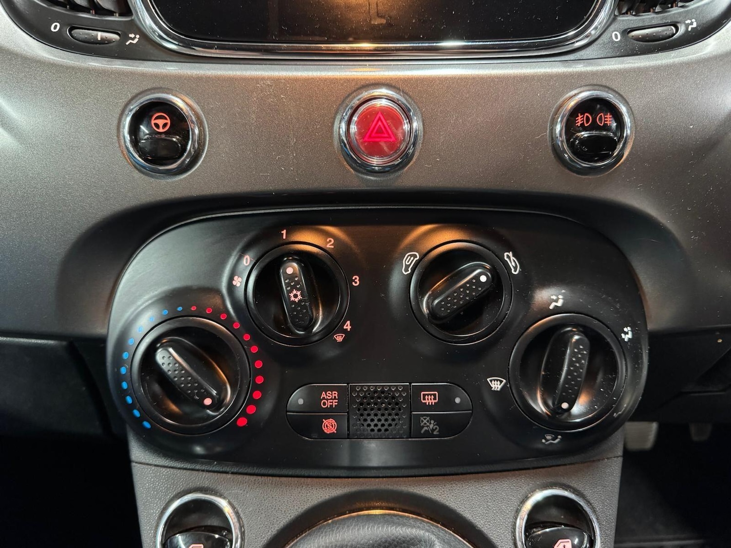 Used Fiat 500 2016 for sale - 77253881: Photo 39