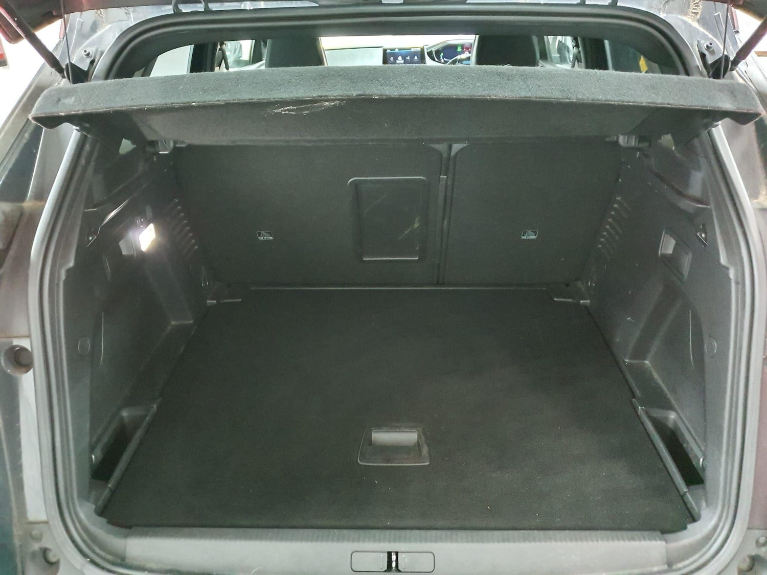 Vehicle 28