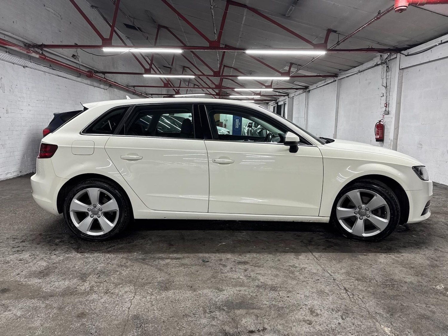 Used Audi A3 2013 for sale - 77098011: Photo 47