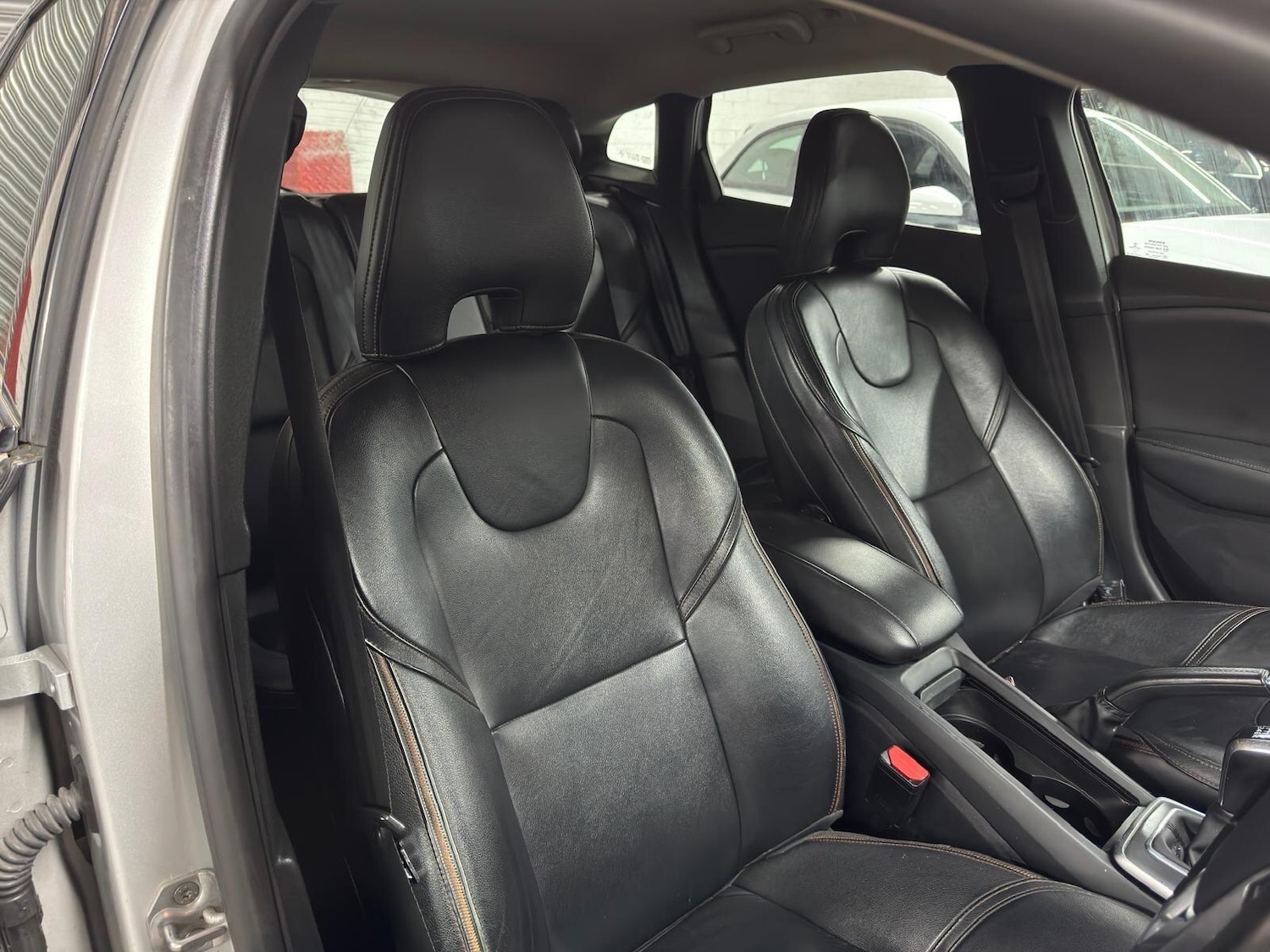 Used Volvo V40 2015 for sale - 78047691: Photo 12