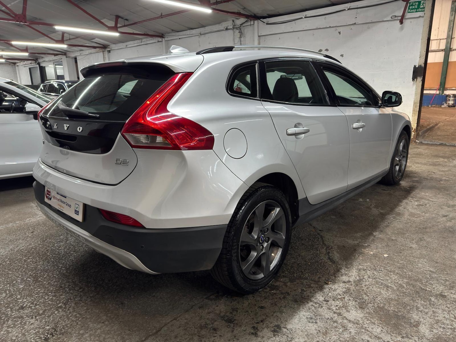 Used Volvo V40 2015 for sale - 78047691: Photo 29