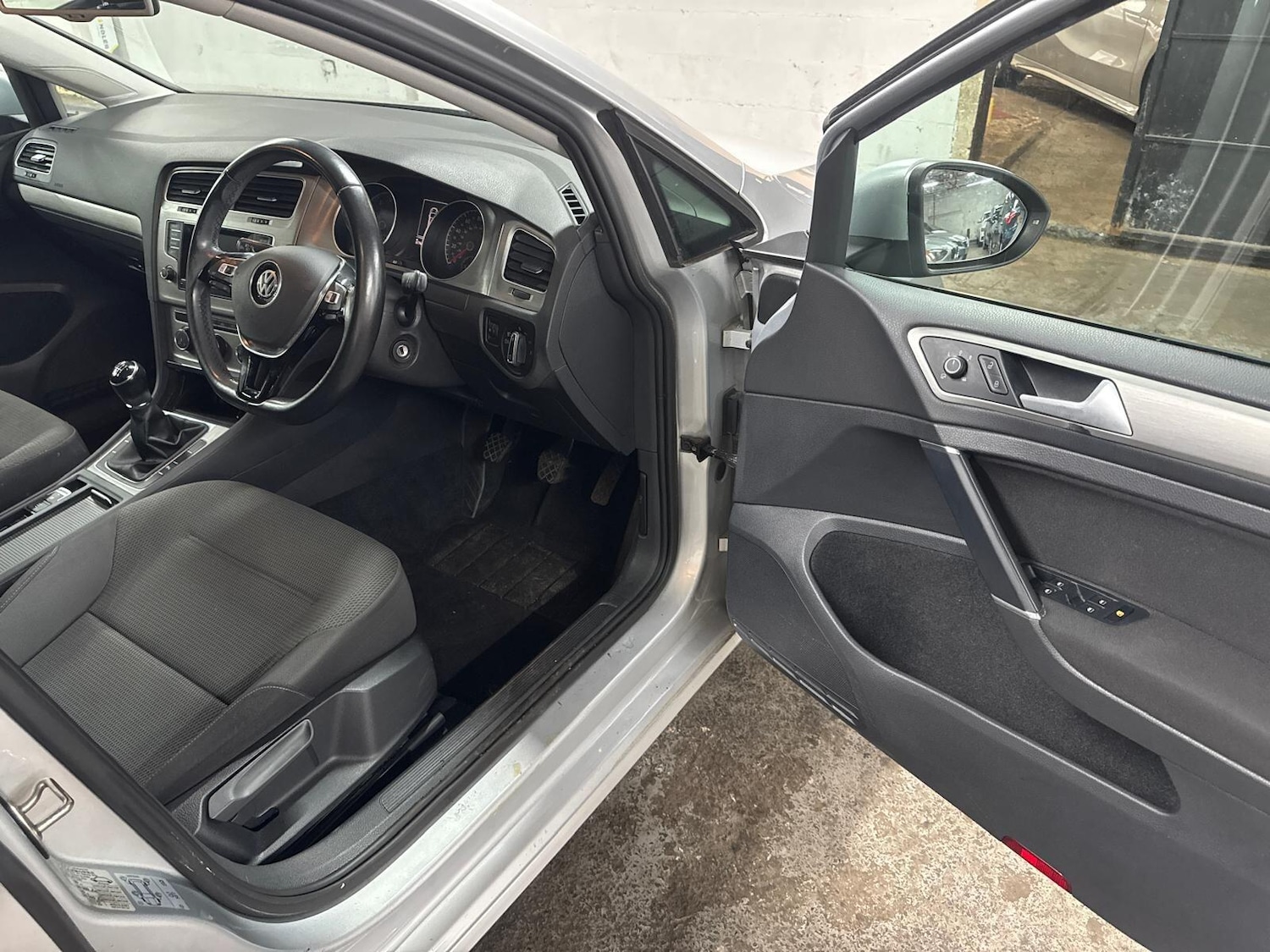 Used Volkswagen Golf 2015 for sale - 77993841: Photo 10