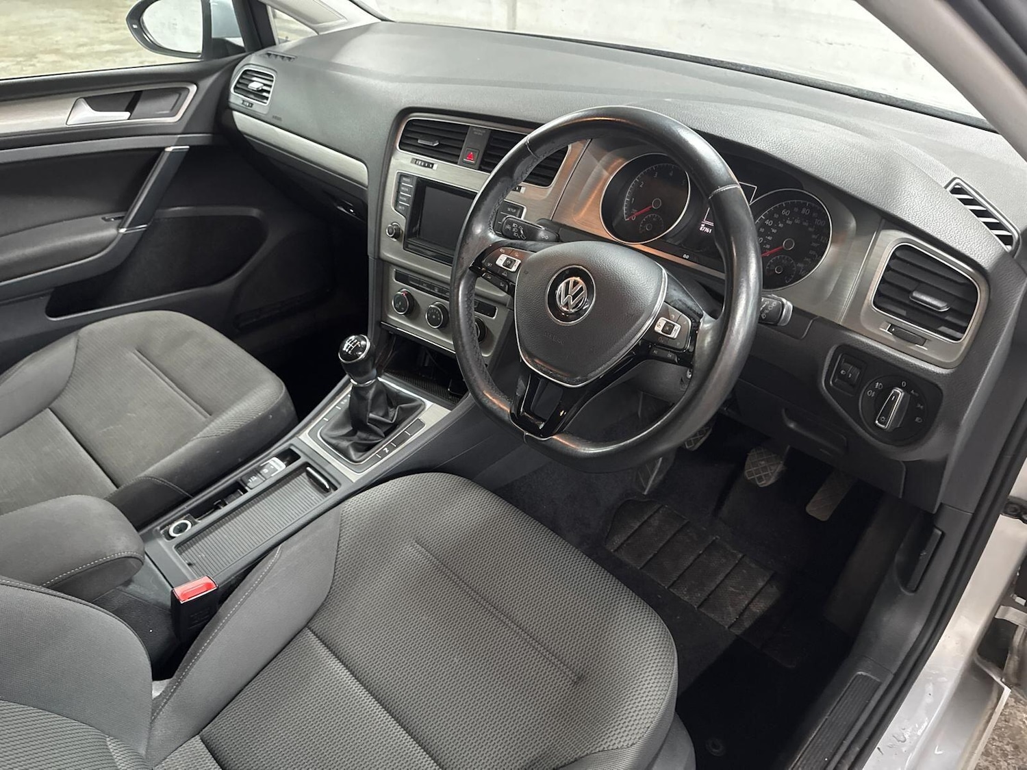 Used Volkswagen Golf 2015 for sale - 77993841: Photo 15