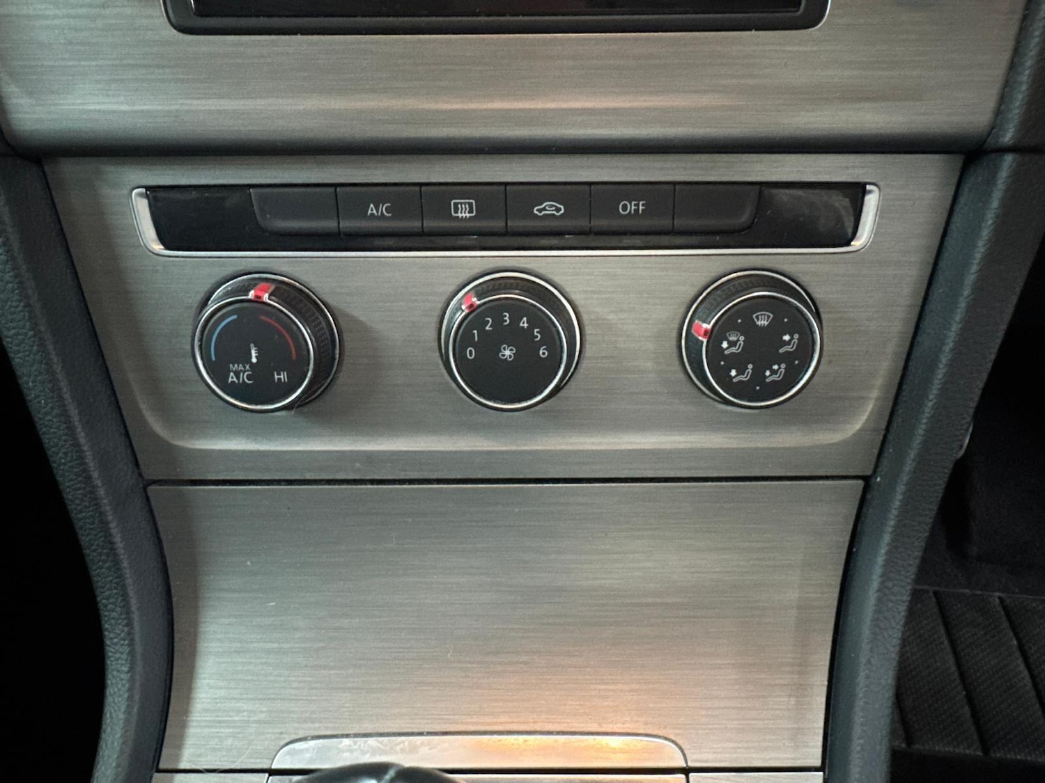 Used Volkswagen Golf 2015 for sale - 77993841: Photo 20