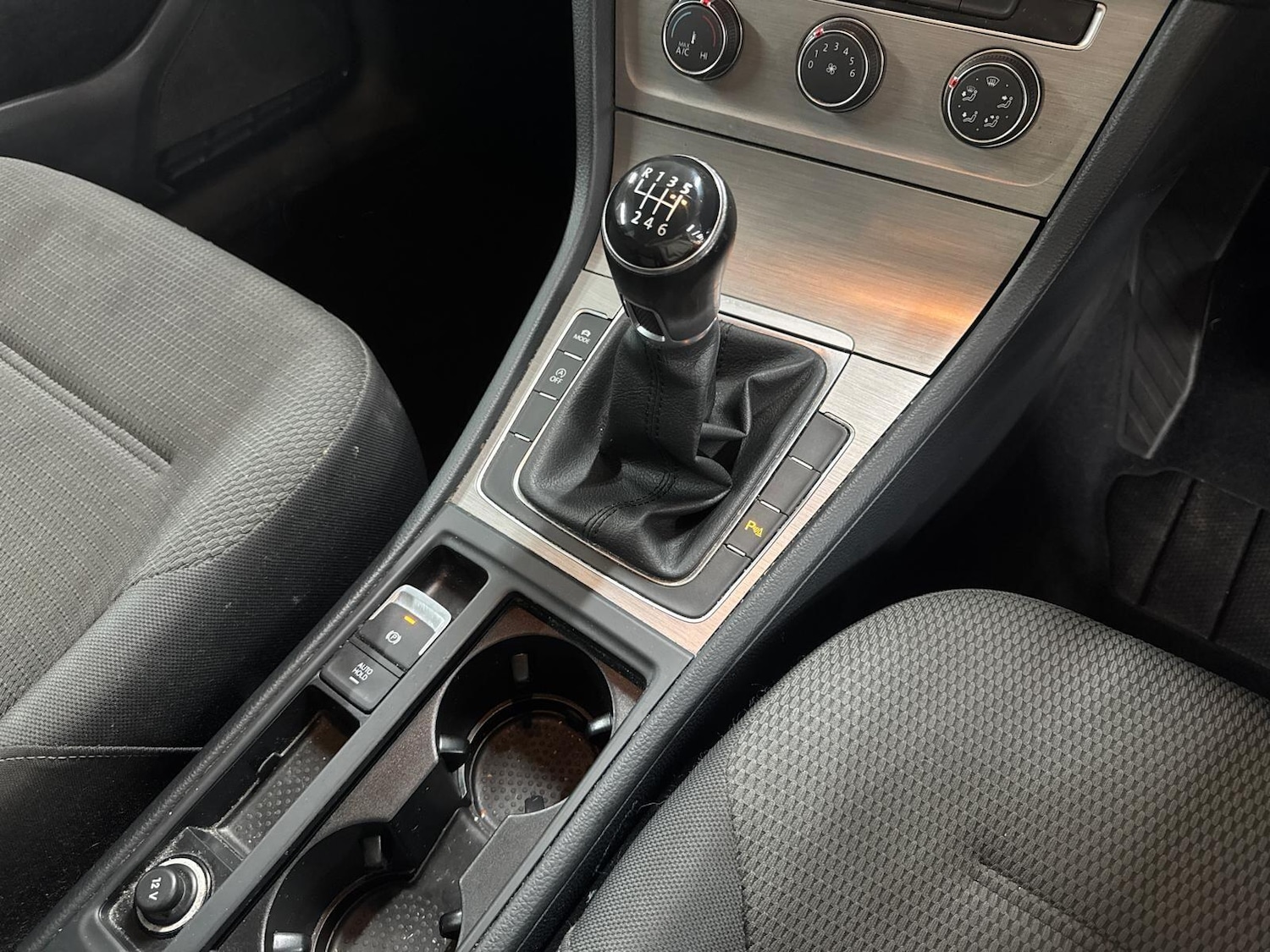 Used Volkswagen Golf 2015 for sale - 77993841: Photo 22