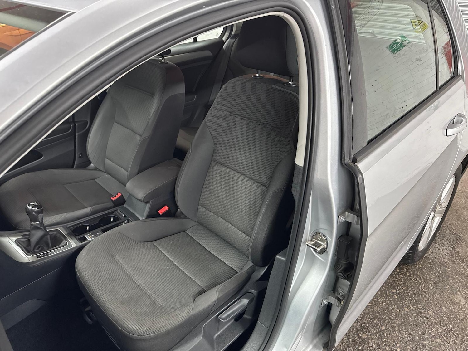 Used Volkswagen Golf 2015 for sale - 77993841: Photo 43