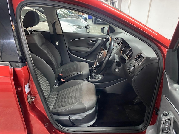 Used Volkswagen Polo 2015 for sale - 76239875: Photo 11