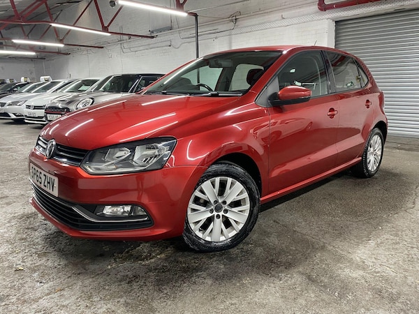 Used Volkswagen Polo 2015 for sale - 76239875: Photo 1