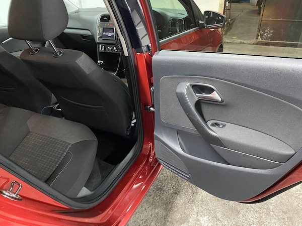 Used Volkswagen Polo 2015 for sale - 76239875: Photo 22
