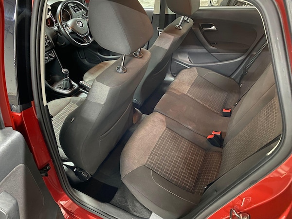 Used Volkswagen Polo 2015 for sale - 76239875: Photo 36