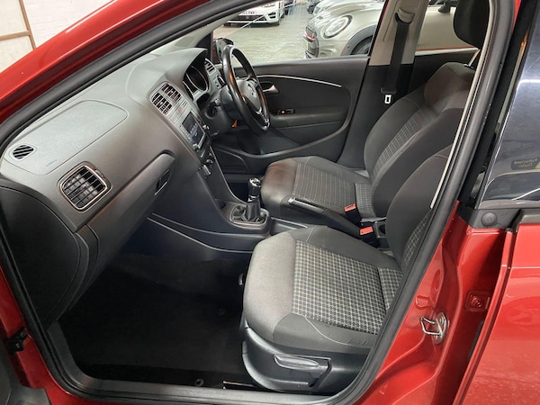 Used Volkswagen Polo 2015 for sale - 76239875: Photo 39