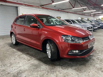 Used Volkswagen Polo 2015 for sale - 76239875: Photo 4