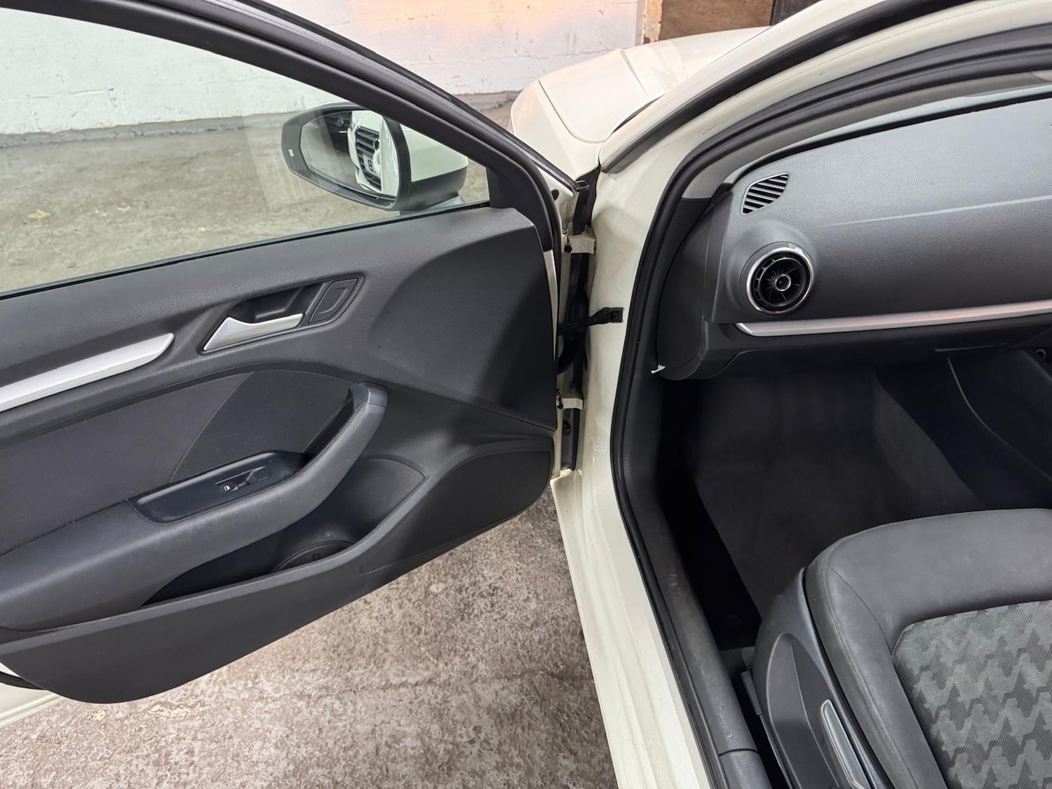 Used Audi A3 2013 for sale - 77586482: Photo 16