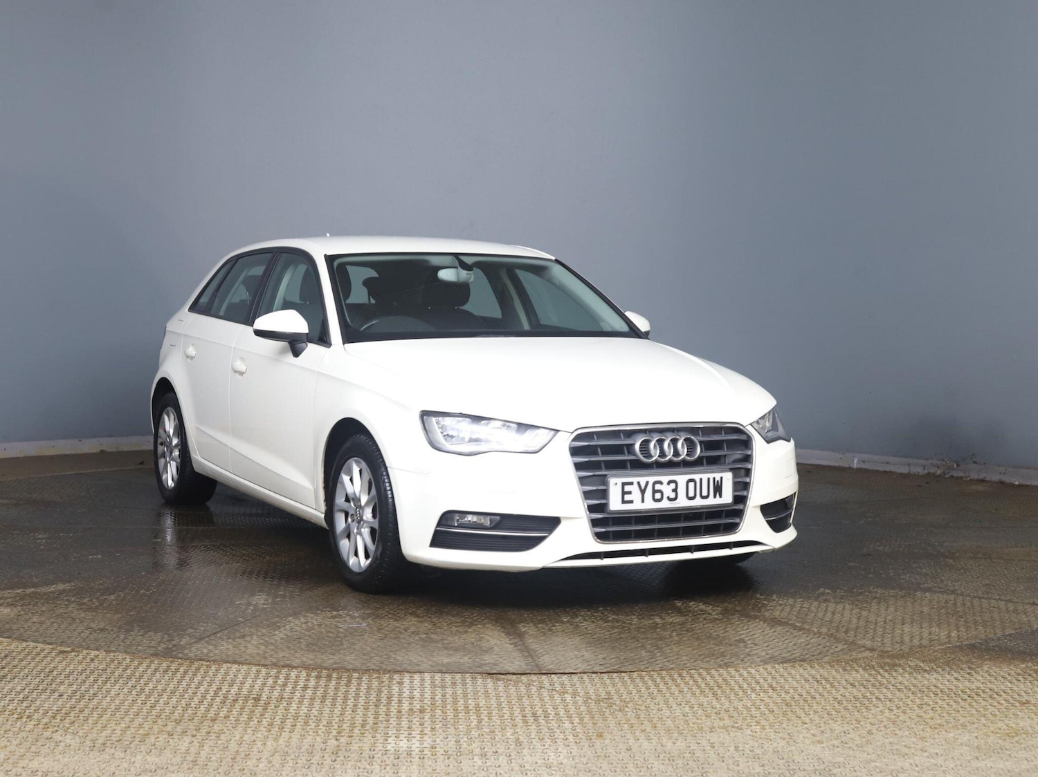 Used Audi A3 2013 for sale - 77586482: Photo 2