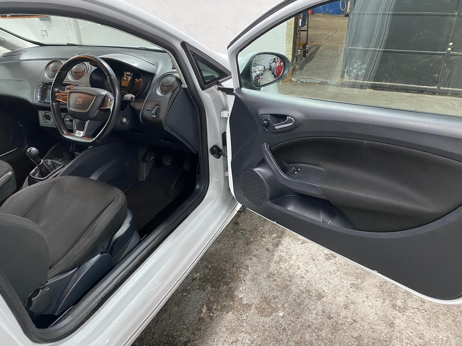 Used SEAT Ibiza 2012 for sale - 76399101: Photo 7