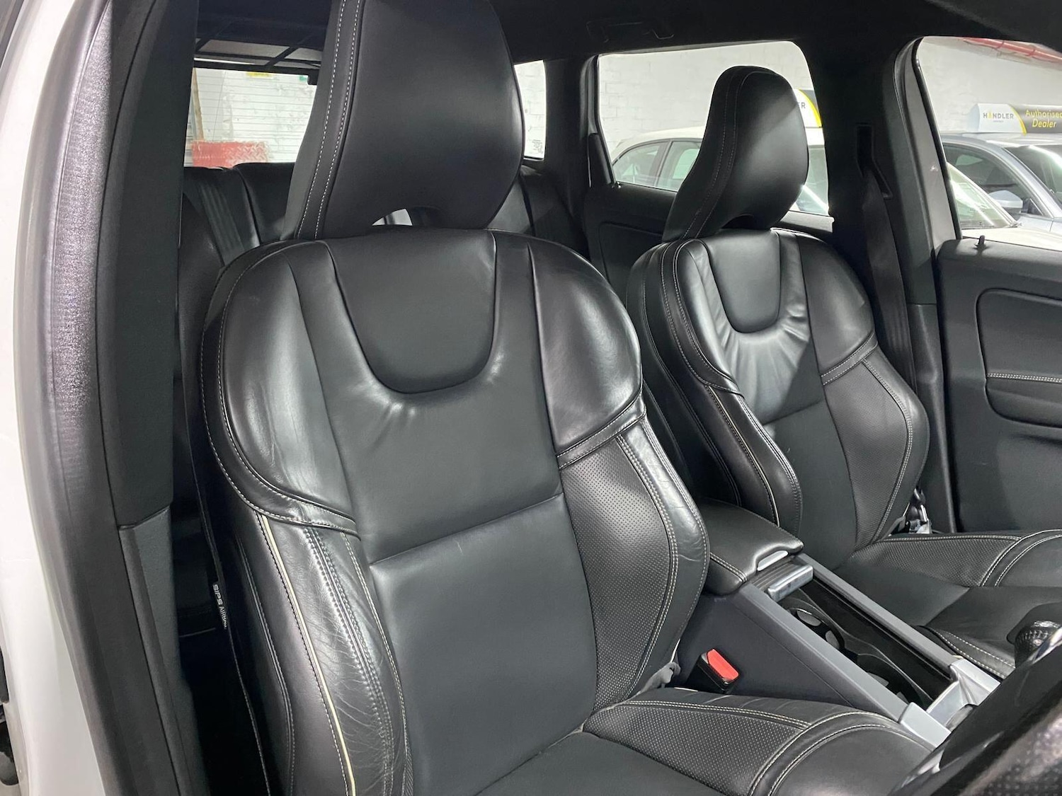 Used Volvo XC60 2016 for sale - 76227952: Photo 14