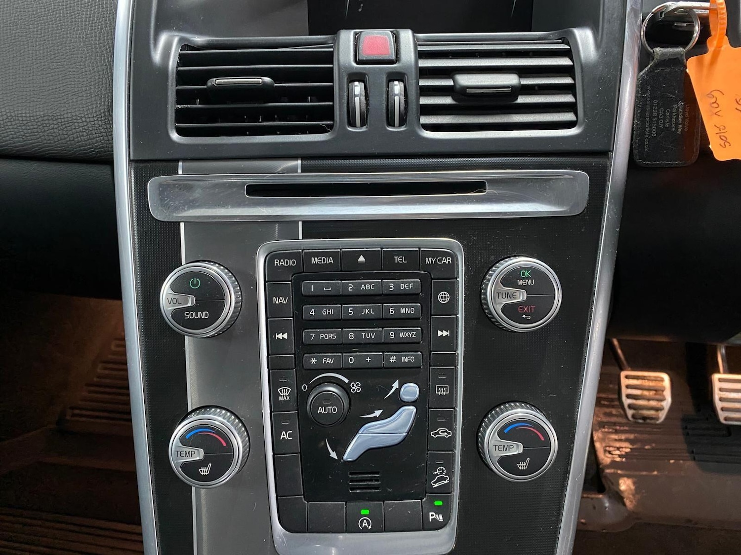 Used Volvo XC60 2016 for sale - 76227952: Photo 21