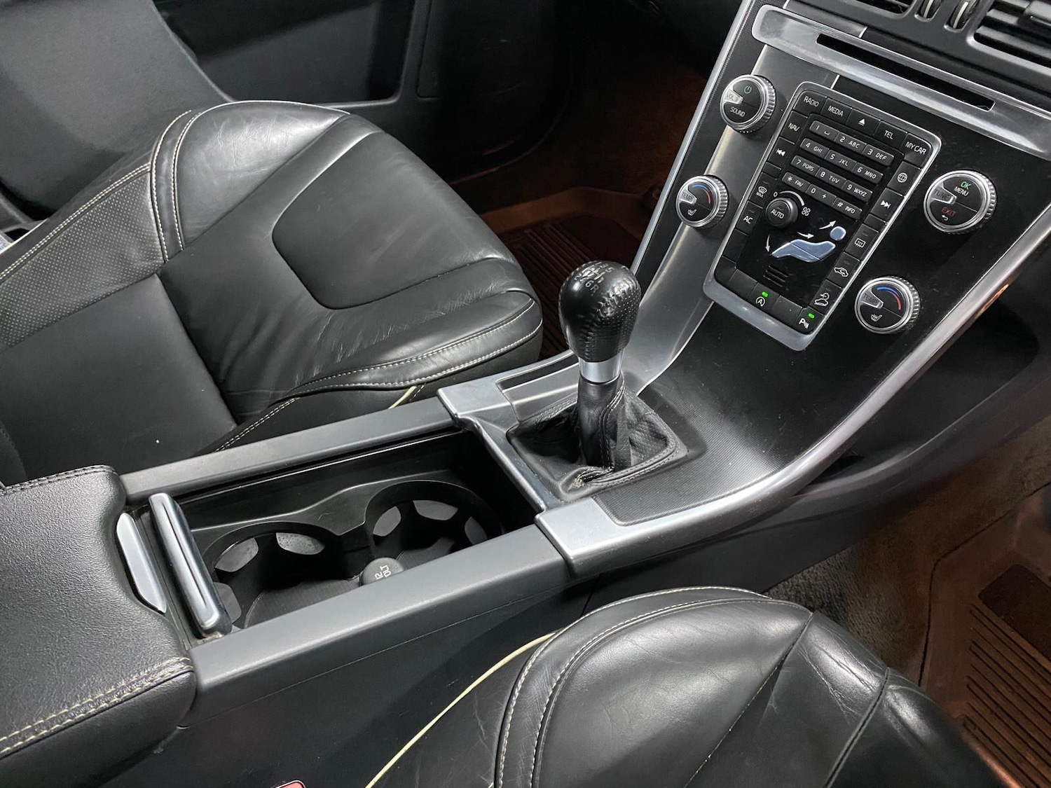 Used Volvo XC60 2016 for sale - 76227952: Photo 23