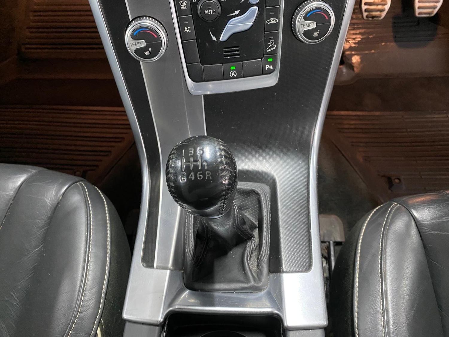 Used Volvo XC60 2016 for sale - 76227952: Photo 26