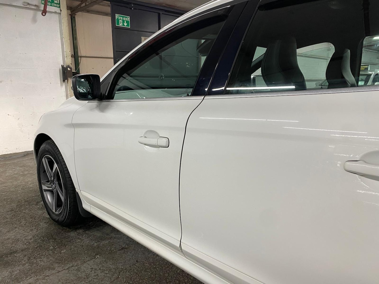 Used Volvo XC60 2016 for sale - 76227952: Photo 44