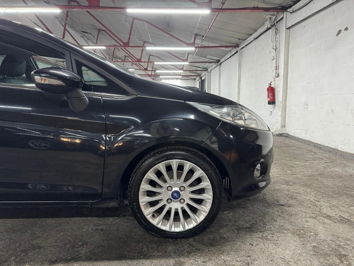 Used Ford Fiesta 2011 for sale - 77386852: Photo 10