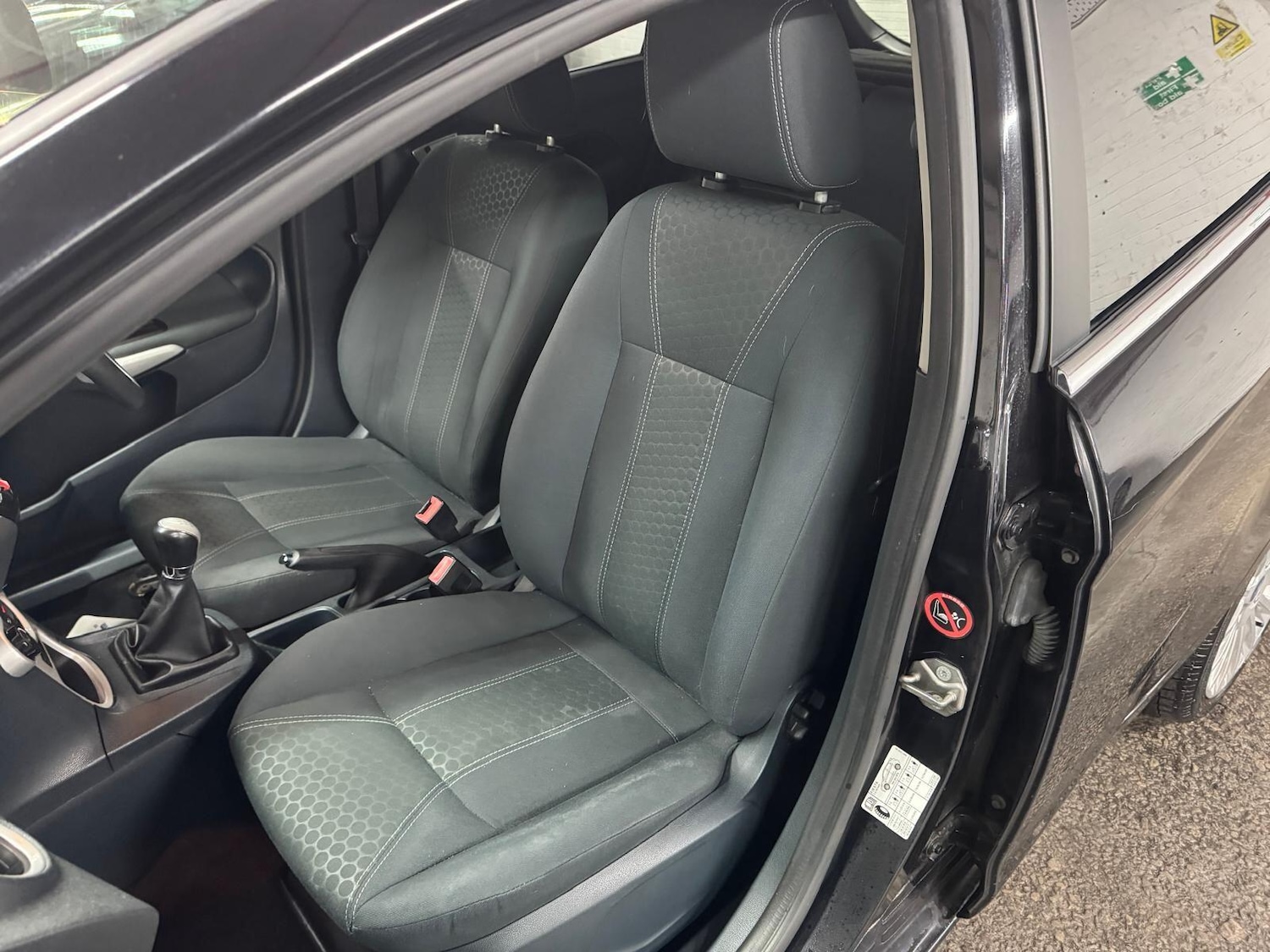 Used Ford Fiesta 2011 for sale - 77386852: Photo 15