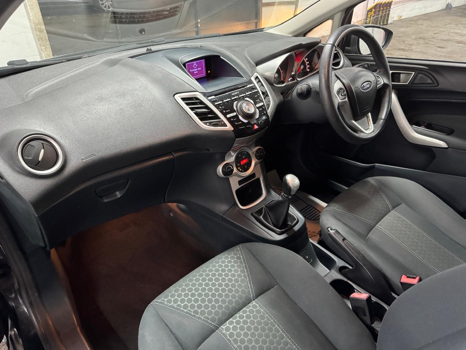 Used Ford Fiesta 2011 for sale - 77386852: Photo 18