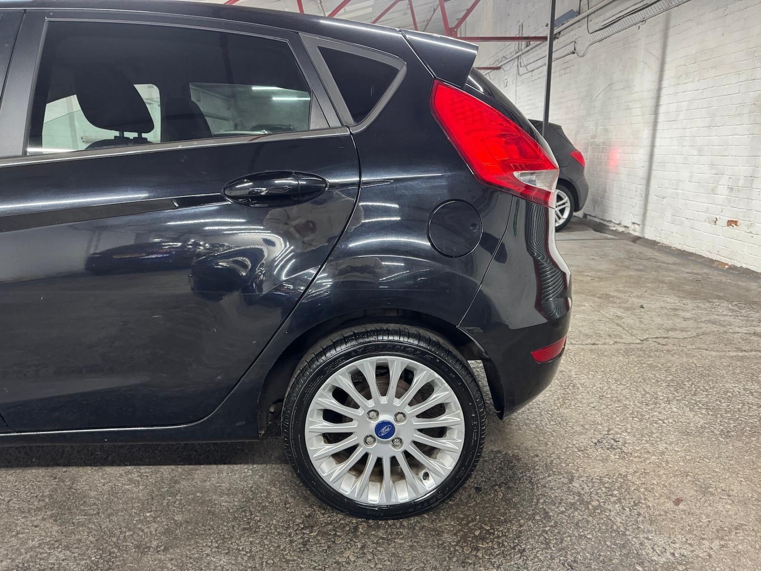 Used Ford Fiesta 2011 for sale - 77386852: Photo 21