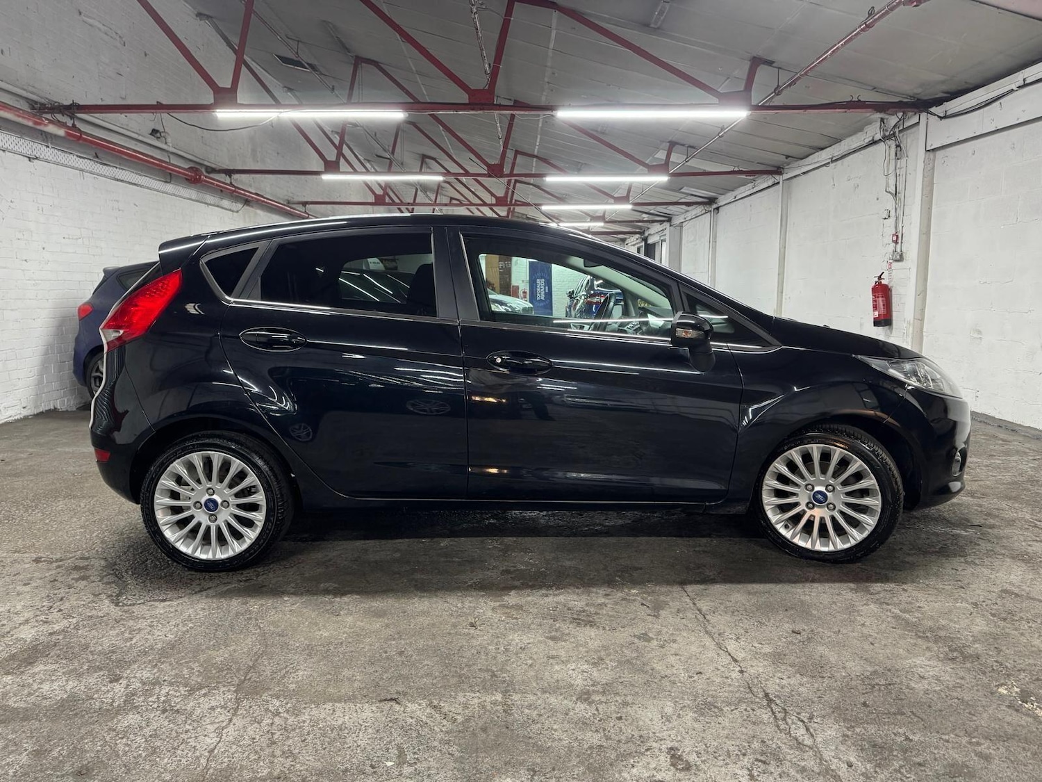Used Ford Fiesta 2011 for sale - 77386852: Photo 45