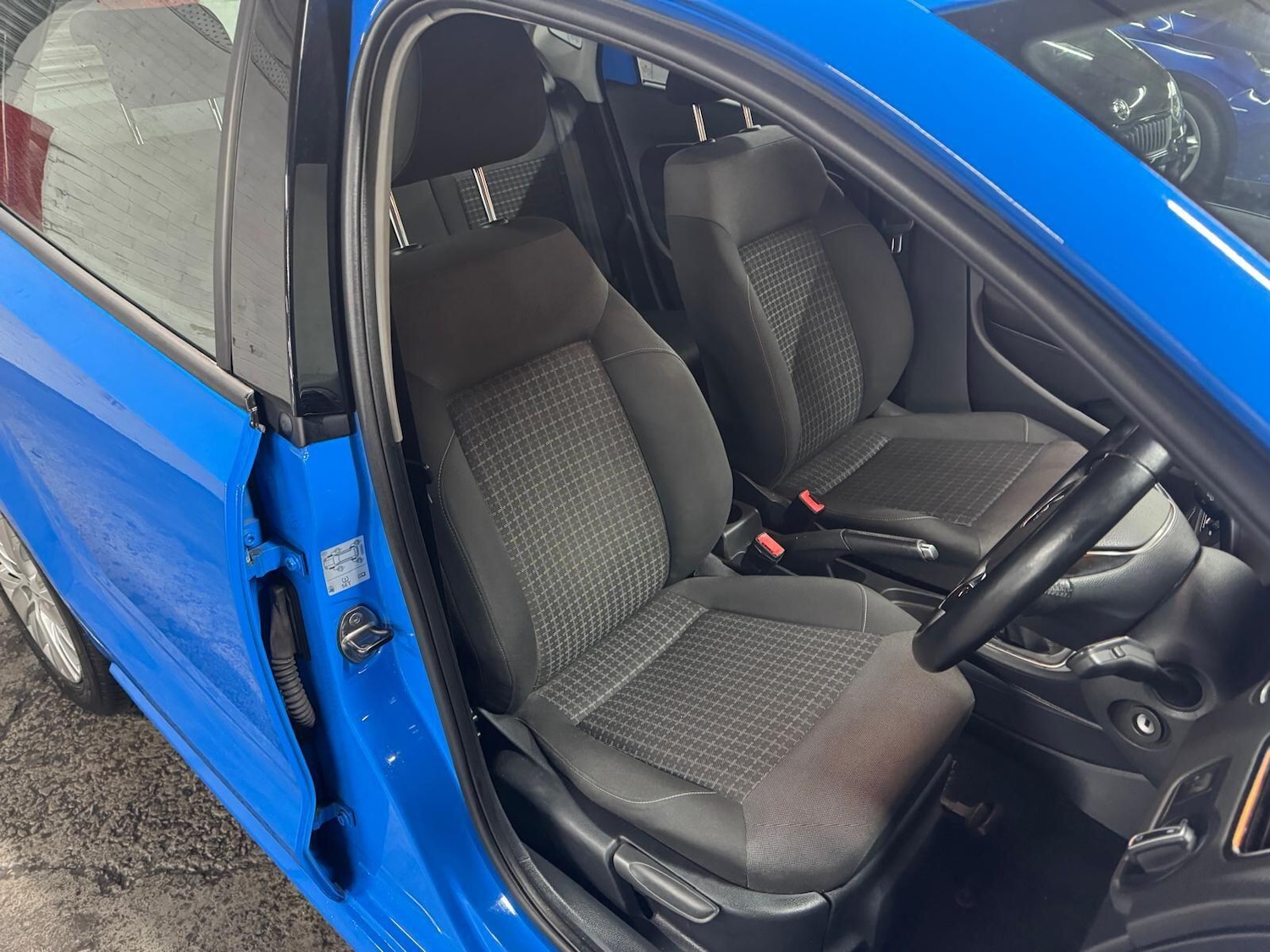 Used Volkswagen Polo 2015 for sale - 77016146: Photo 20