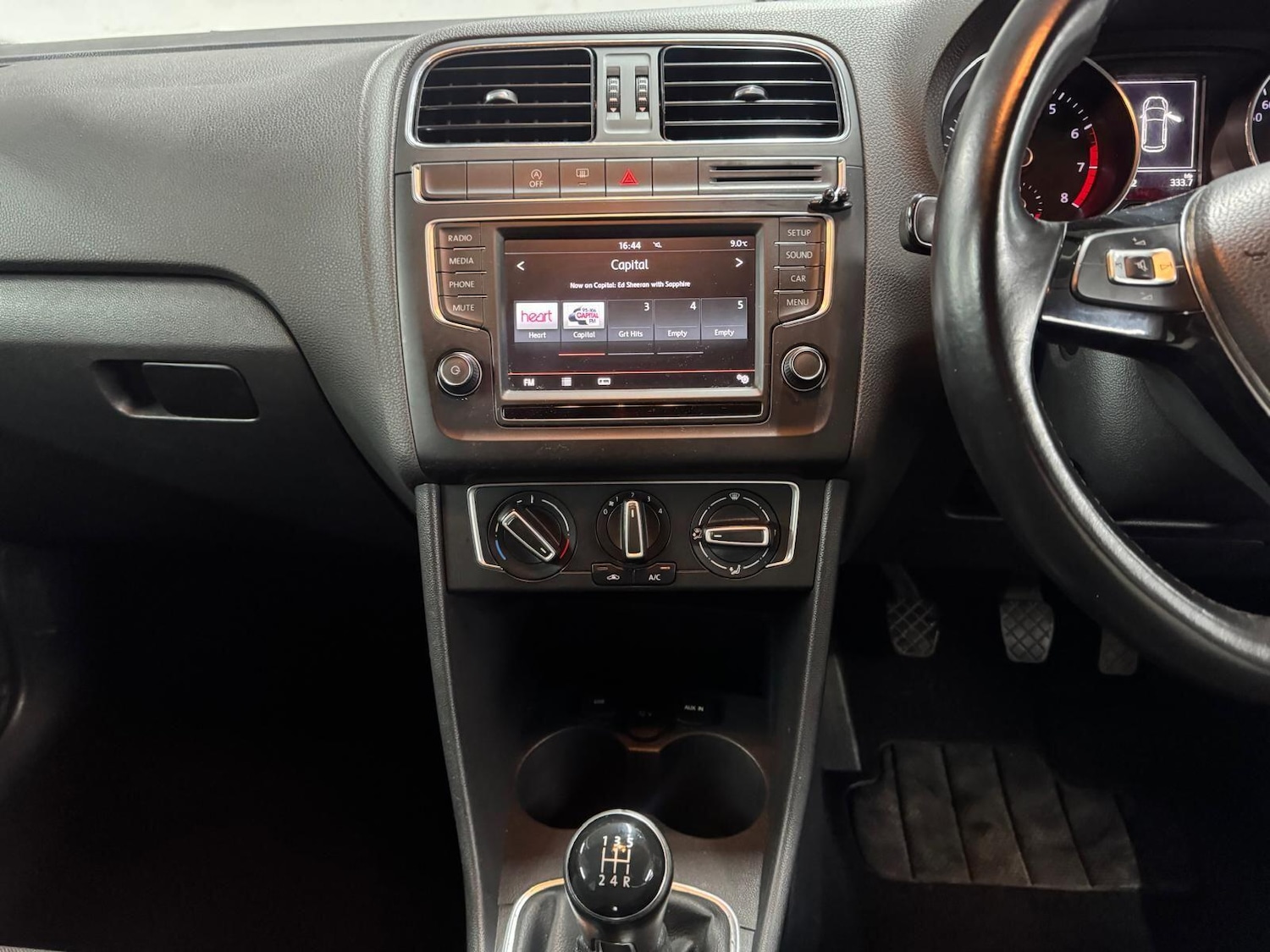 Used Volkswagen Polo 2015 for sale - 77016146: Photo 24