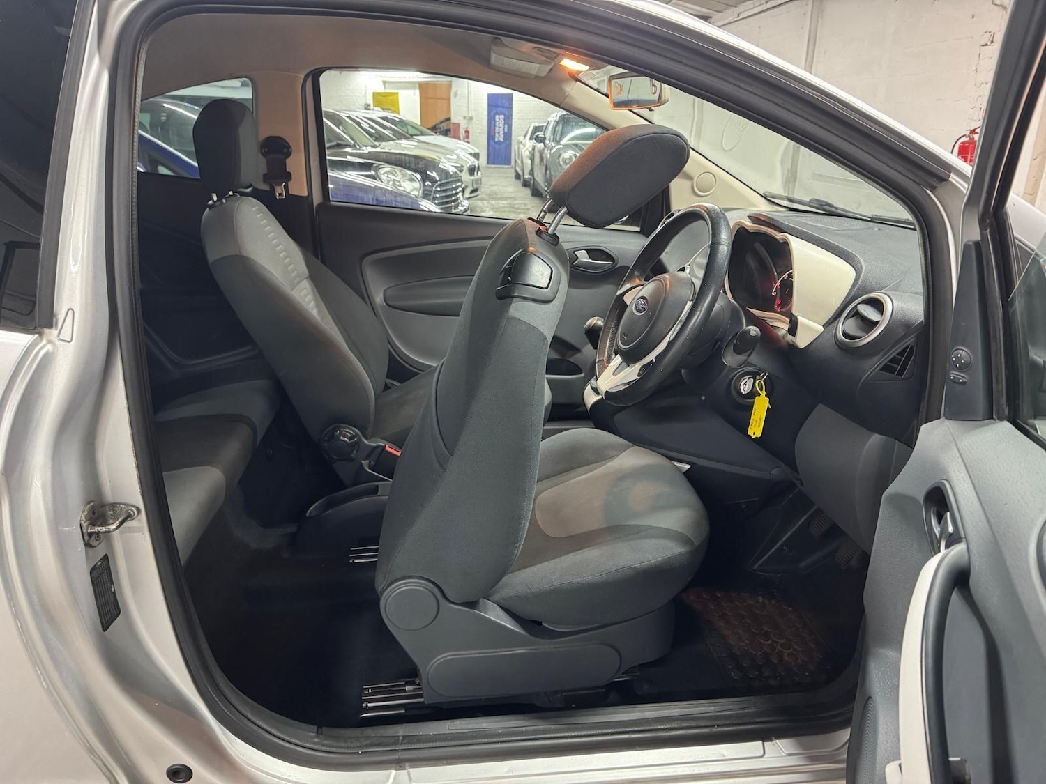 Used Ford Ka 2013 for sale - 77097923: Photo 31