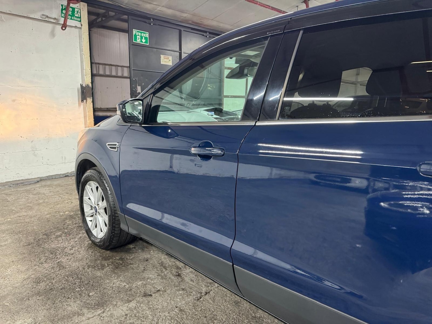 Used Ford Kuga 2015 for sale - 77254600: Photo 24