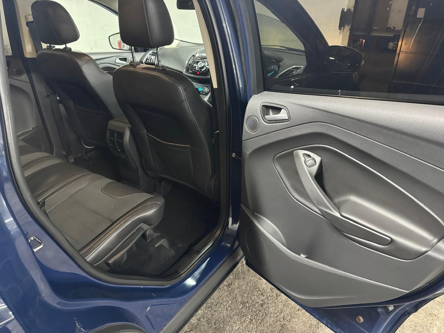 Used Ford Kuga 2015 for sale - 77254600: Photo 36