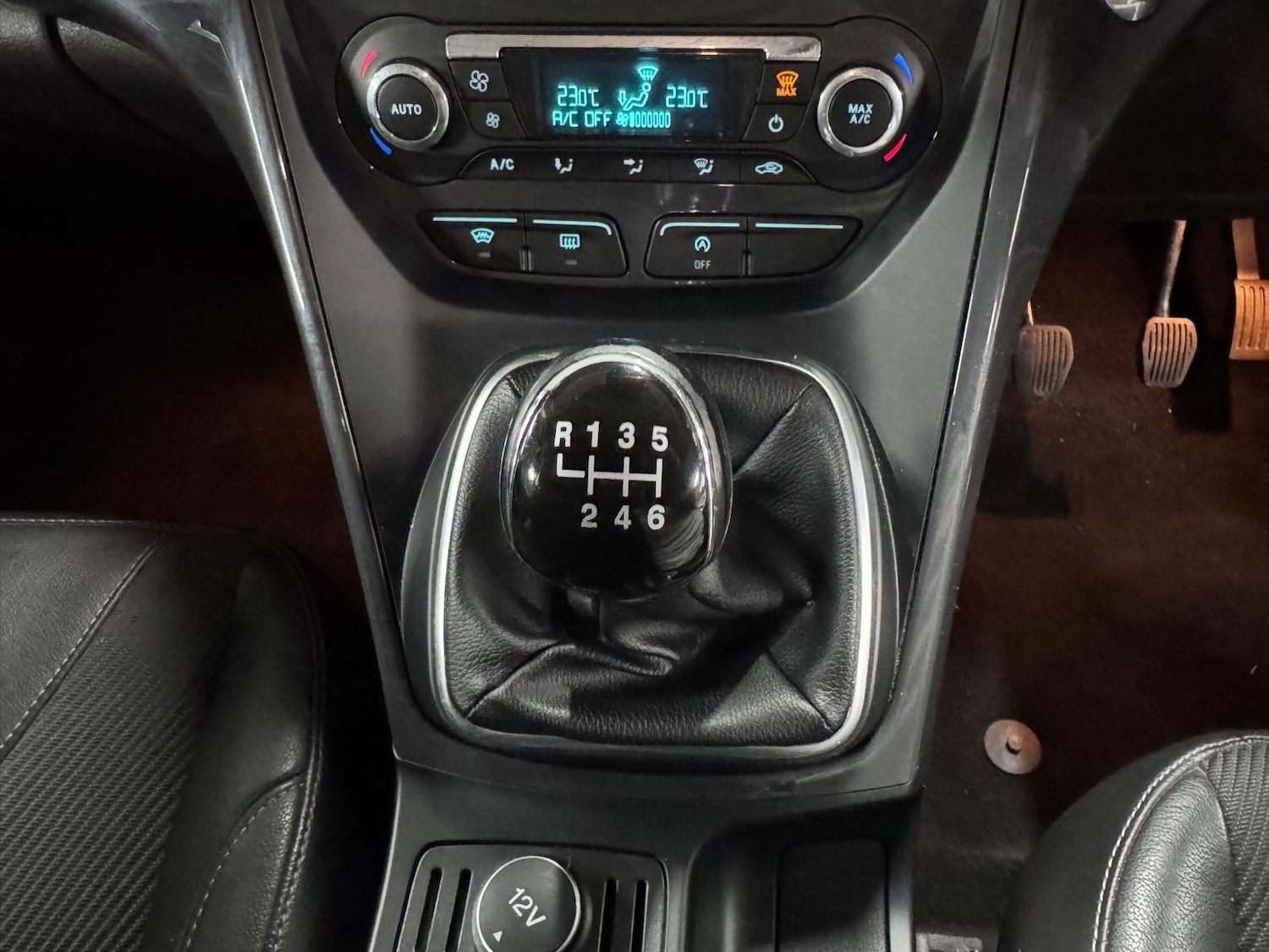 Used Ford Kuga 2015 for sale - 77254600: Photo 39